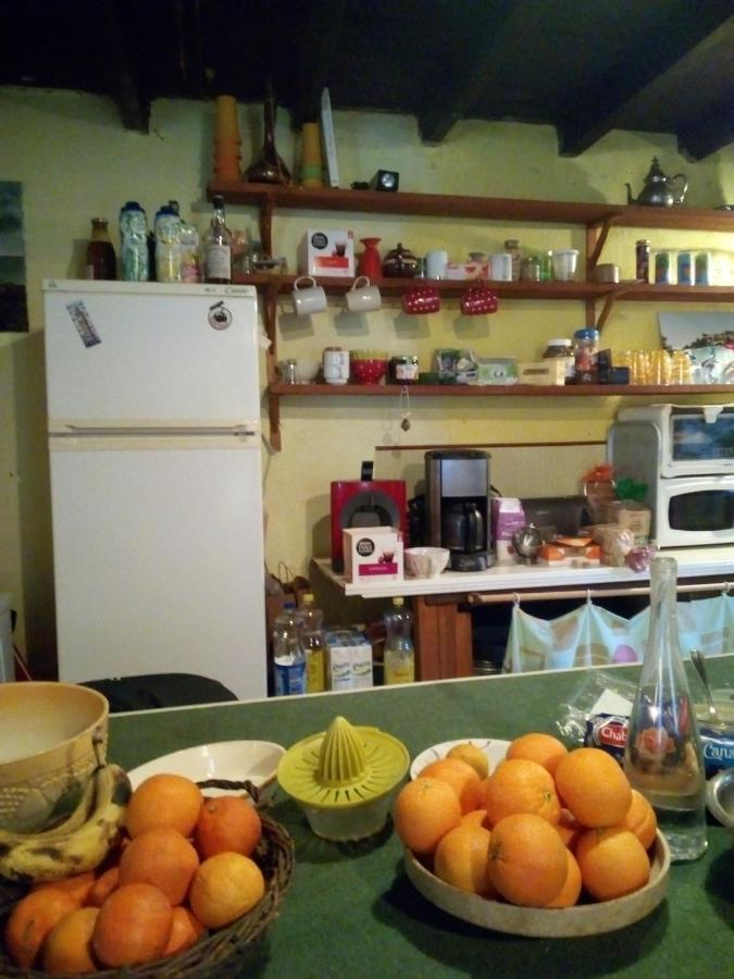 La Maison Du Bonheur Chez Yann Humblet Moulis Екстериор снимка